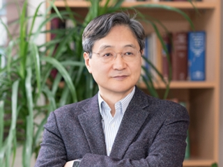 정두수 명예교수, ‘2025 Jaroslav Janak Medal and Award’ 수상